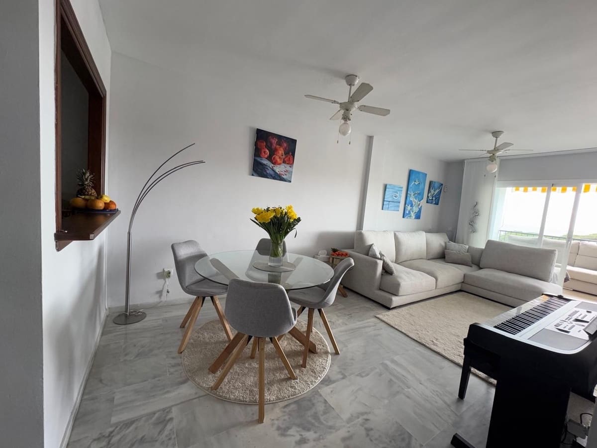 2 Zimmer Apartment zu verkaufen in Calahonda mit Pool Garage - 350.000 € (Ref: 9402491)