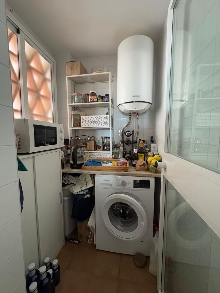 2 Zimmer Apartment zu verkaufen in Calahonda mit Pool Garage - 350.000 € (Ref: 9402491)