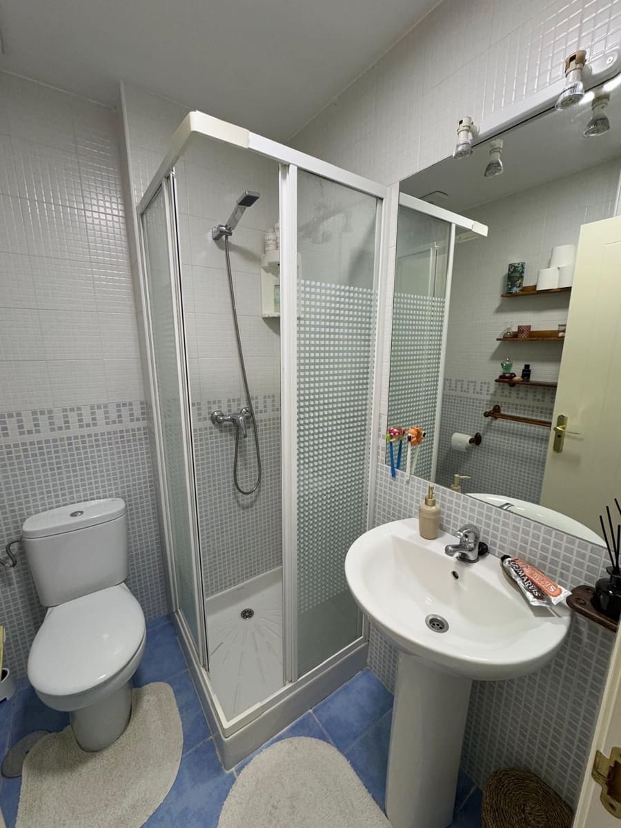 2 Zimmer Apartment zu verkaufen in Calahonda mit Pool Garage - 350.000 € (Ref: 9402491)