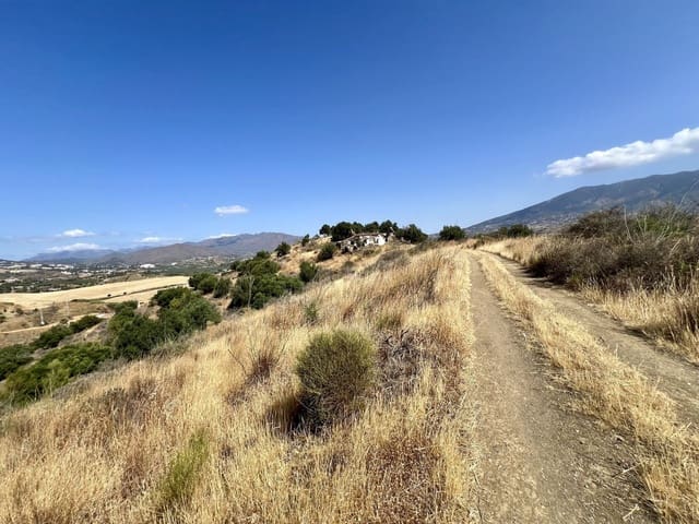 Bouwgrond te koop in La Cala de Mijas, Mijas - € 385.000 (Ref: 9402496)