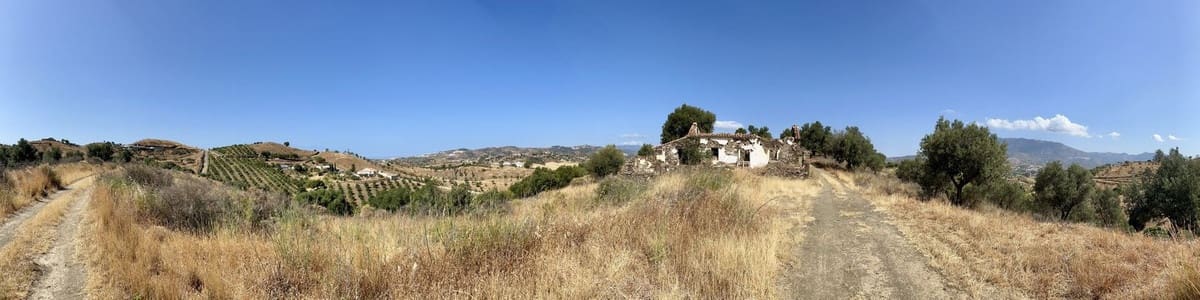 Building Plot for sale in La Cala de Mijas - € 385,000 (Ref: 9402496)