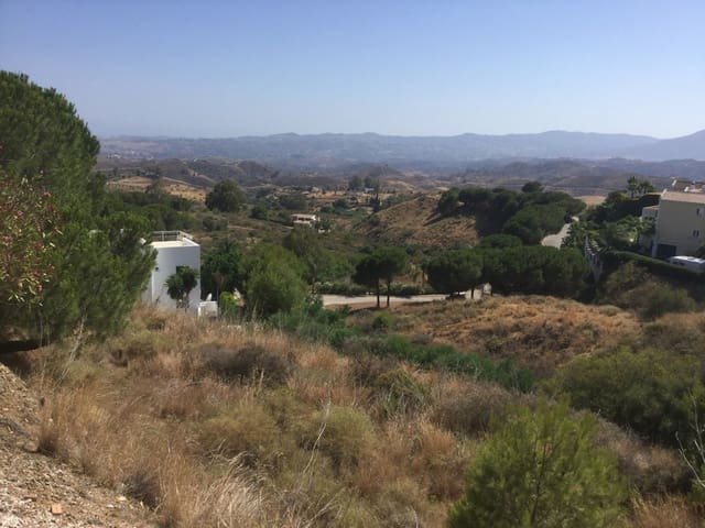 Building Plot for sale in Valtocado, Mijas - € 250,000 (Ref: 9402498)