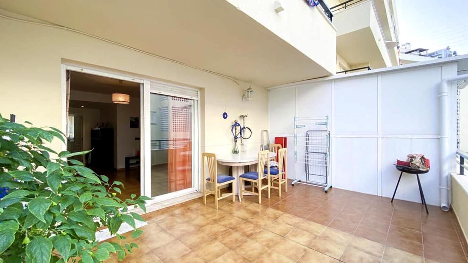 2 soverom Leilighet til salgs i Calahonda med svømmebasseng garasje - € 256 000 (Ref: 9406269)