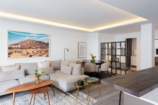 Apartamento de 3 habitaciones en Marbella en venta con piscina garaje - 598.000 € (Ref: 9413653)