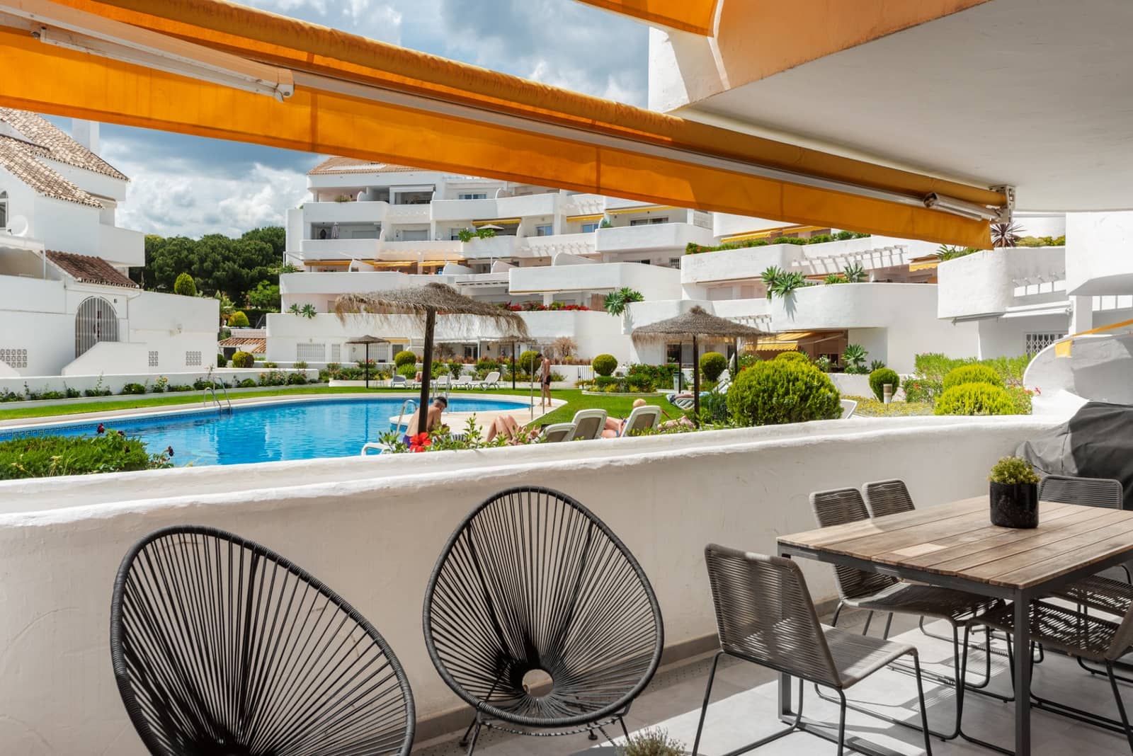 Apartamento de 3 habitaciones en Marbella en venta con piscina garaje - 598.000 € (Ref: 9413653)