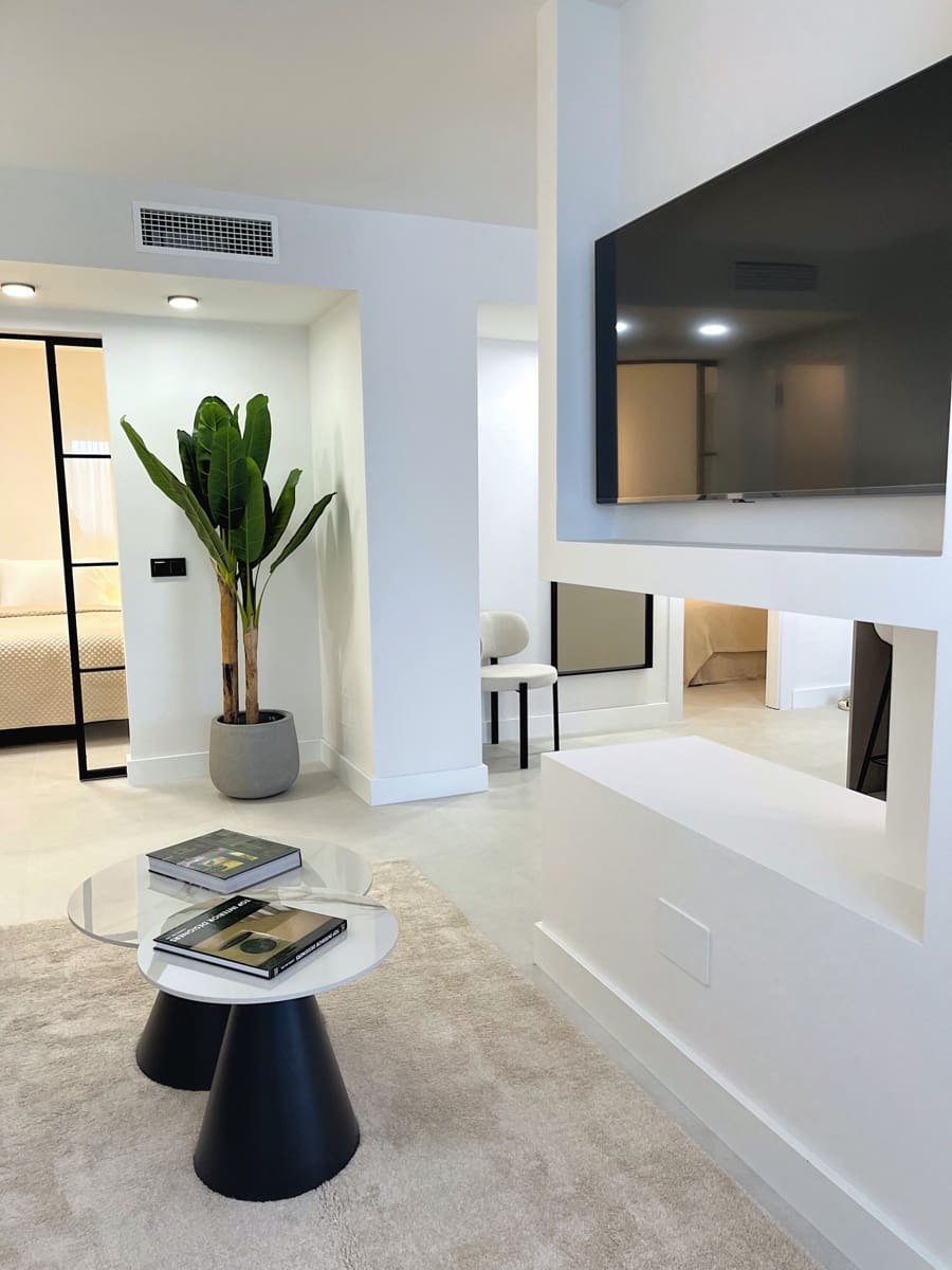 3 bedroom Apartment for sale in Marbella with pool - € 849,000 (Ref: 9413654)