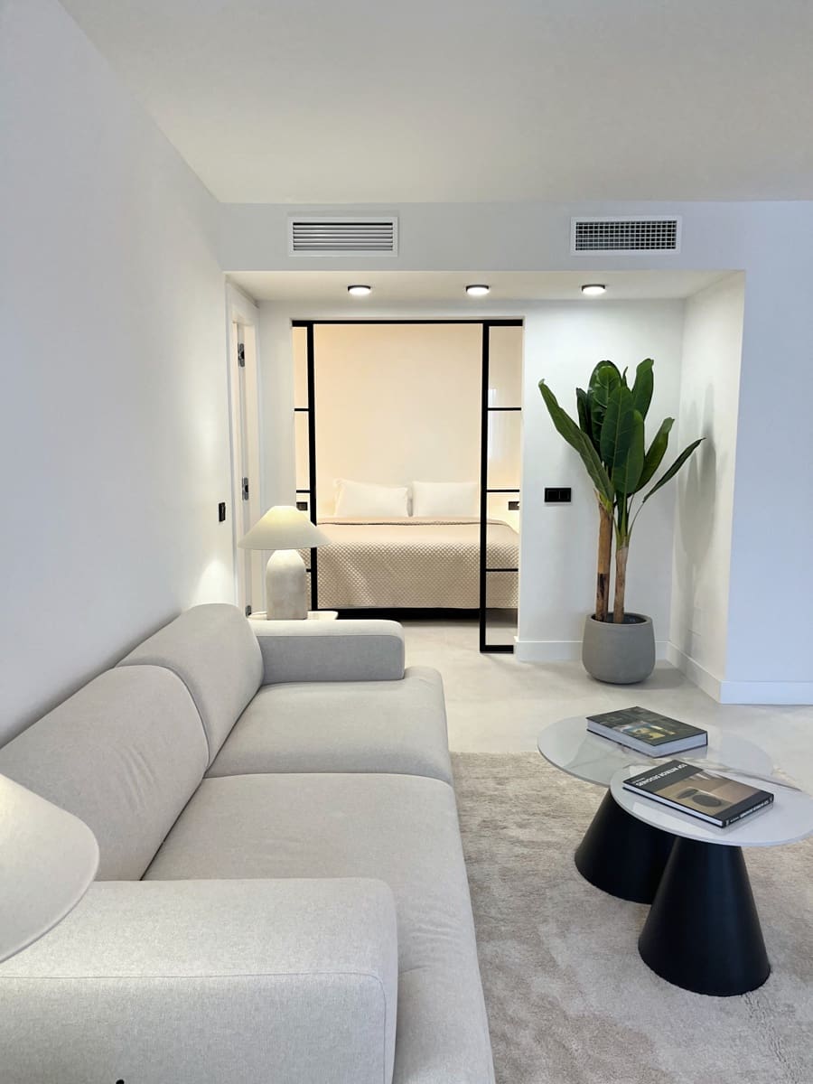 3 bedroom Apartment for sale in Marbella with pool - € 849,000 (Ref: 9413654)