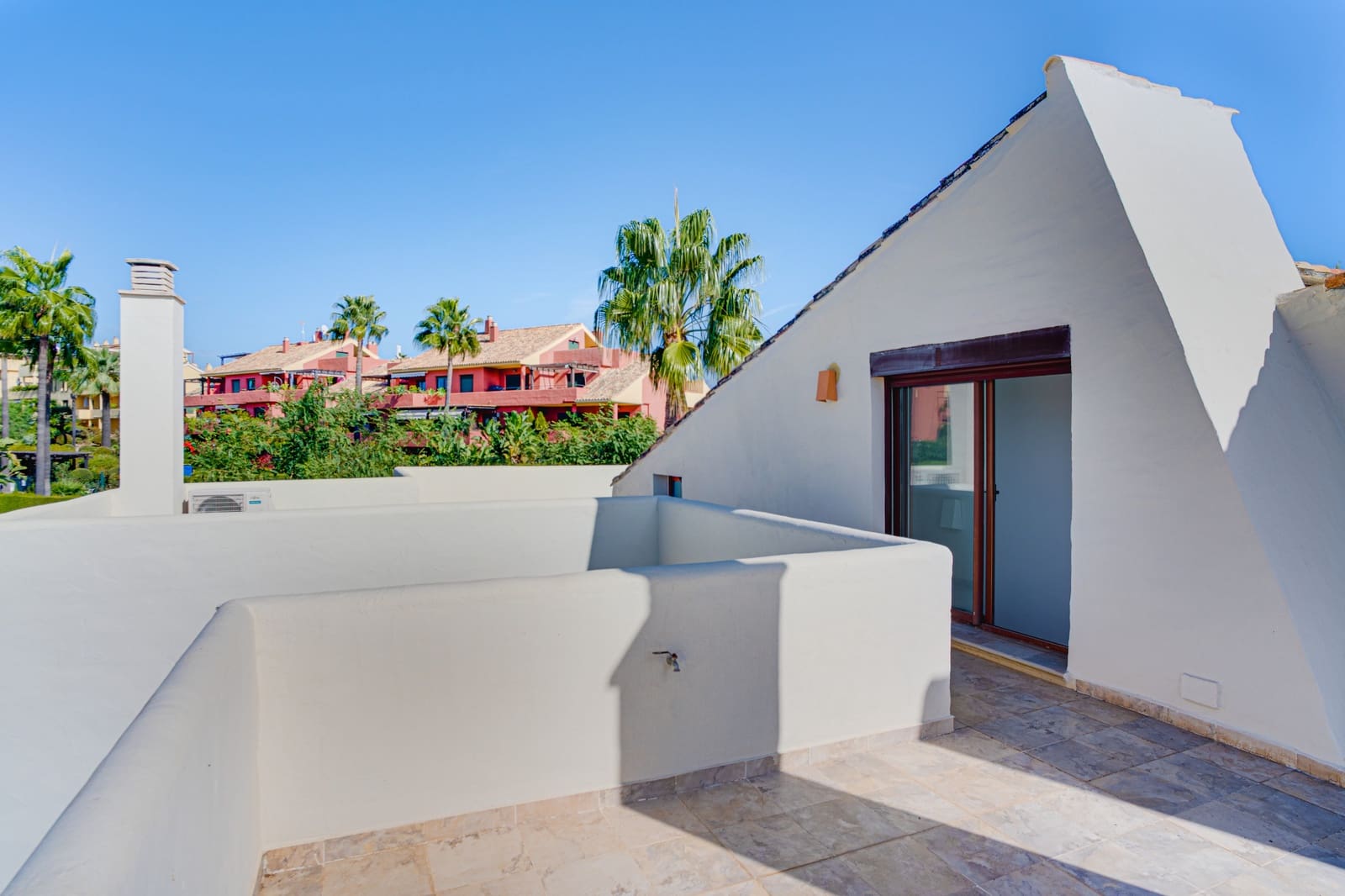 5 sovrum Hus till salu i Cancelada med pool garage - 875 000 € (Ref: 9413659)