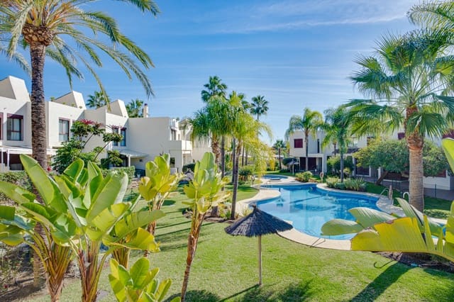 5 soverom Hus til salgs i Cancelada, Estepona med svømmebasseng garasje - € 875 000 (Ref: 9413659)