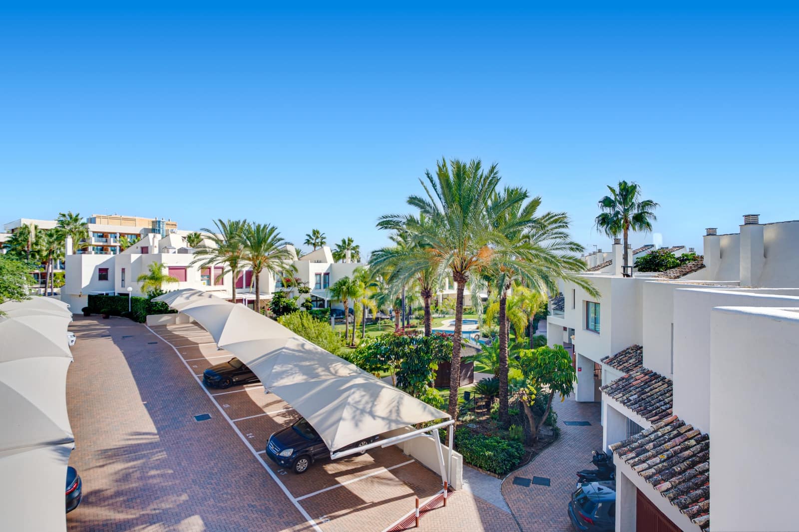 5 sovrum Hus till salu i Cancelada med pool garage - 875 000 € (Ref: 9413659)