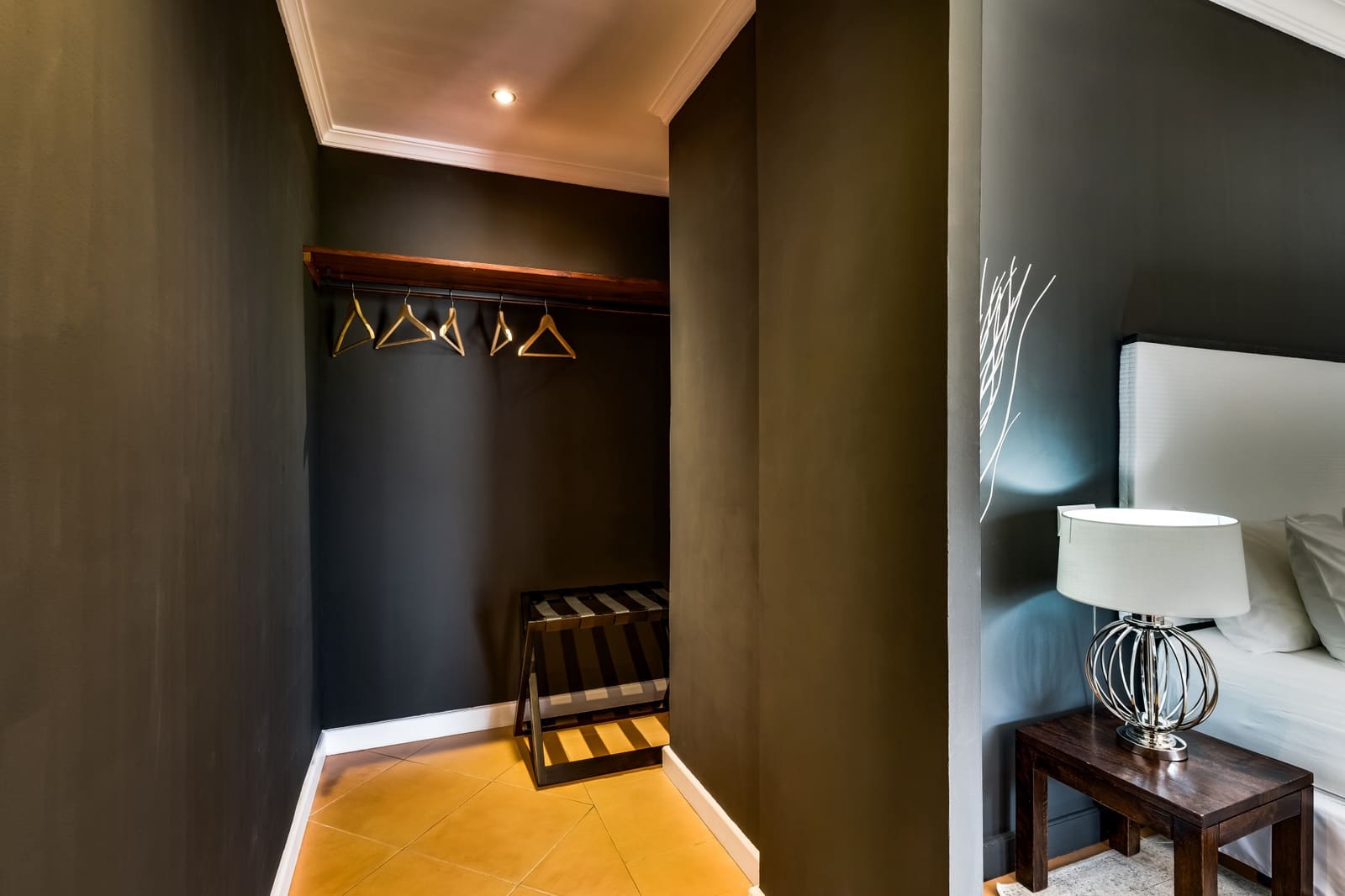 3 bedroom Penthouse for sale in Nueva Andalucia with pool garage - € 1,750,000 (Ref: 9413663)