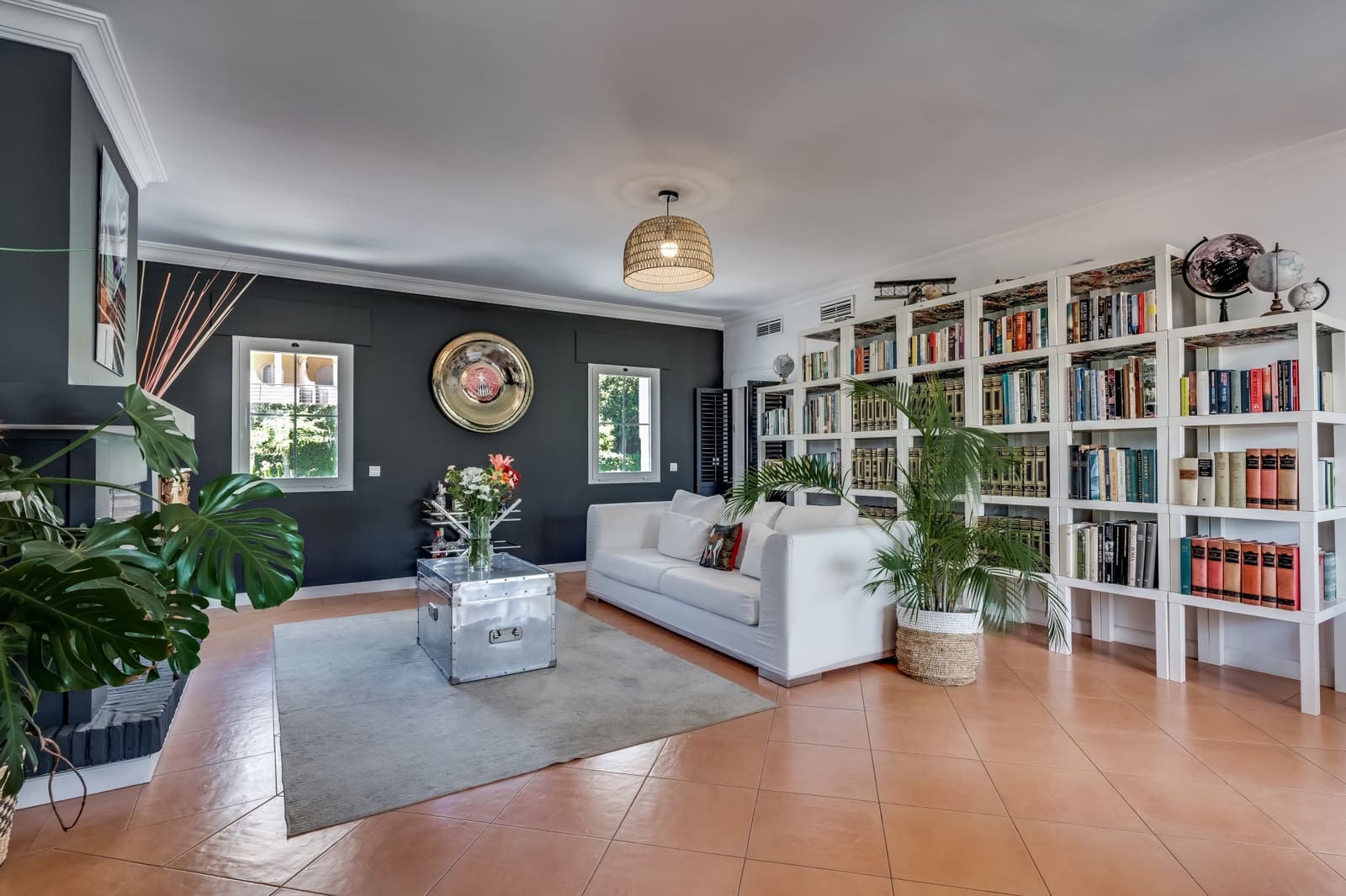 3 bedroom Penthouse for sale in Nueva Andalucia with pool garage - € 1,750,000 (Ref: 9413663)