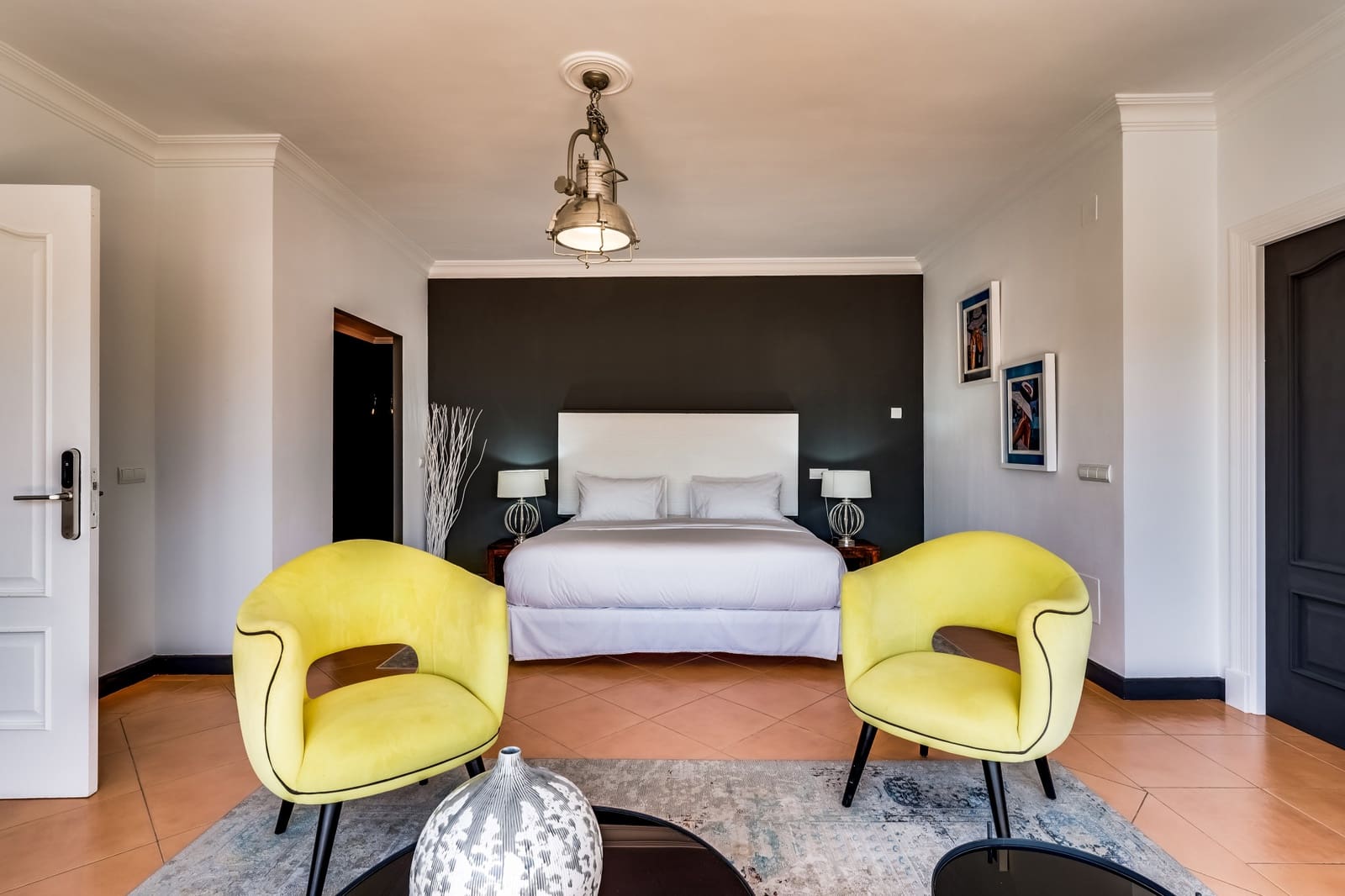 3 bedroom Penthouse for sale in Nueva Andalucia with pool garage - € 1,750,000 (Ref: 9413663)