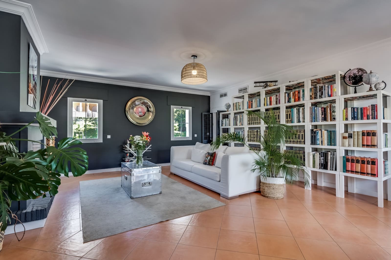 3 sypialnia Penthouse na sprzedaż w Nueva Andalucia z basenem garażem - 1 750 000 € (Ref: 9413663)