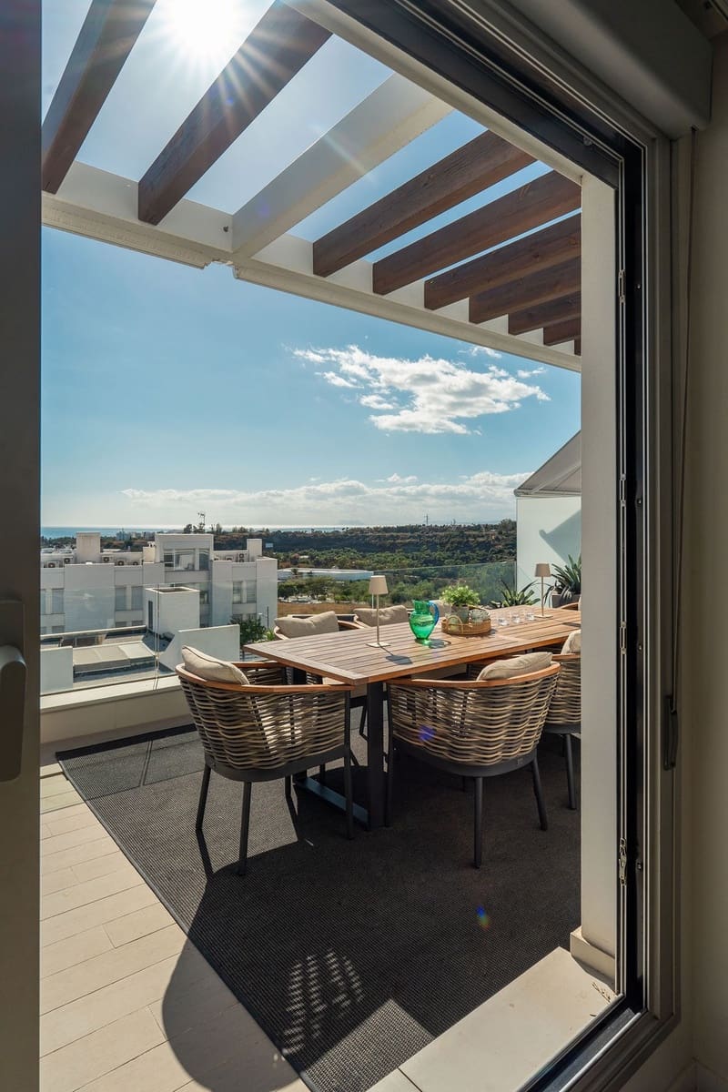 3 soverom Penthouse til salgs i Cancelada med svømmebasseng garasje - € 649 000 (Ref: 9413666)