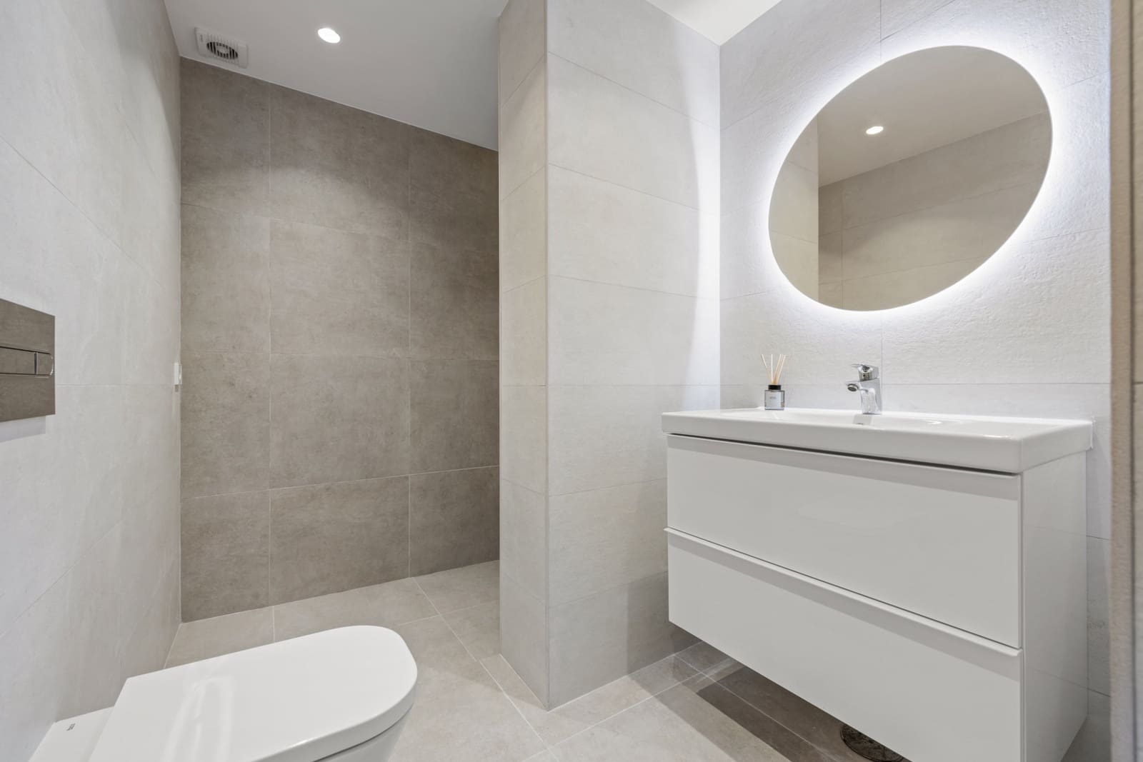 3 makuuhuone Omakotitalo myytävänä paikassa Marbella mukana uima-altaan 
autotalli - 775 000 € (Ref: 9413669)