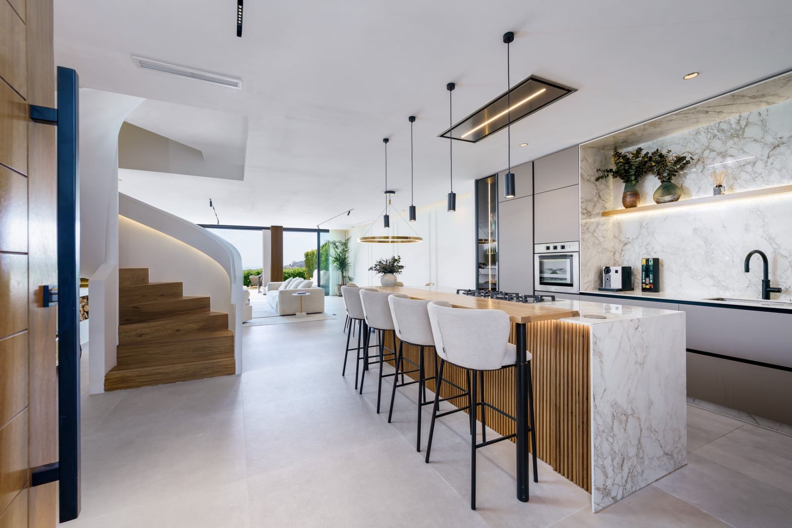 4 quarto Casa em Banda para venda em La Quinta com piscina garagem - 1 495 000 € (Ref: 9413671)