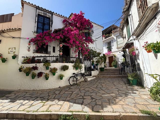 Komercyjne na sprzedaż w Estepona - 499 000 € (Ref: 9413674)
