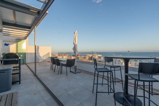 2 quarto Penthouse para venda em Centro, Estepona com garagem - 875 000 € (Ref: 9413677)