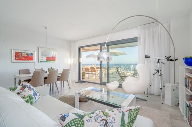 2 quarto Penthouse para venda em Centro, Estepona com garagem - 875 000 € (Ref: 9413677)