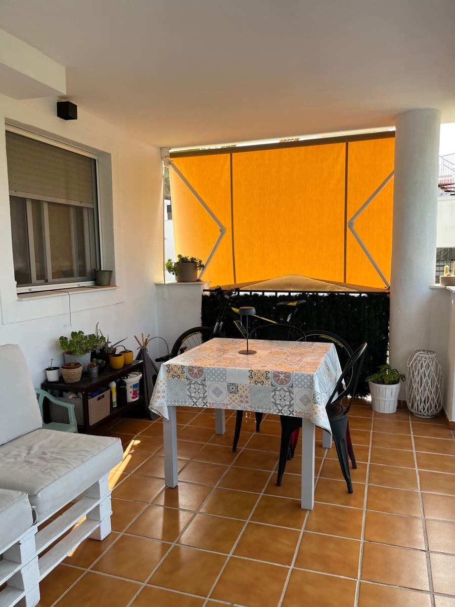 4 chambre Appartement à vendre à Casares avec garage - 299 000 € (Ref: 9413680)