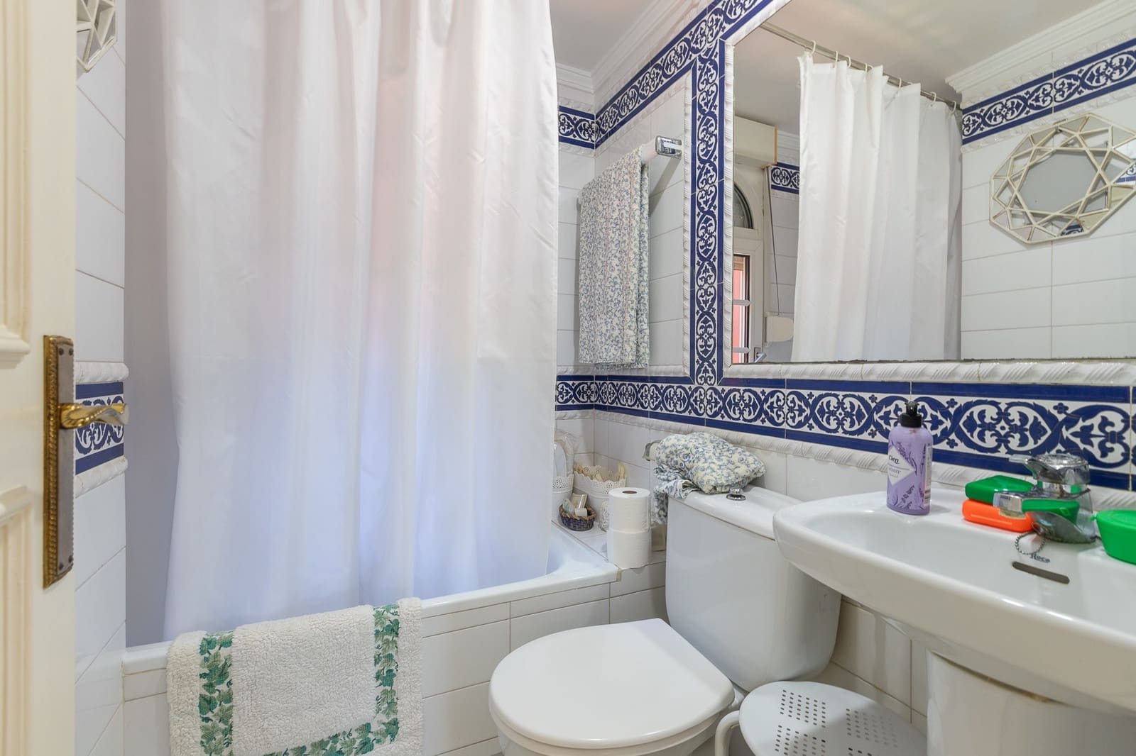 6 soverom Villa til salgs i Estepona med svømmebasseng garasje - € 3 800 000 (Ref: 9413685)