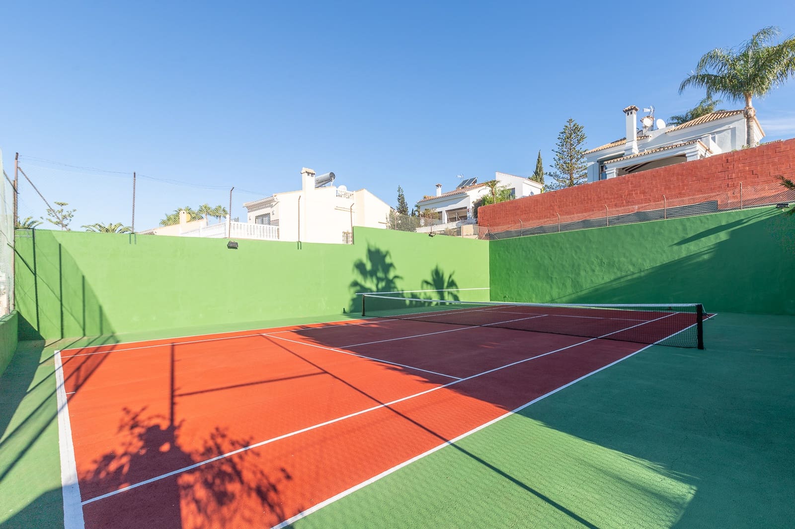 6 soverom Villa til salgs i Estepona med svømmebasseng garasje - € 3 800 000 (Ref: 9413685)