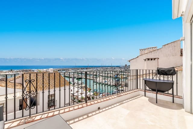 2 soveværelse Penthouse til salg i Marbella med garage - € 1.395.000 (Ref: 9413687)