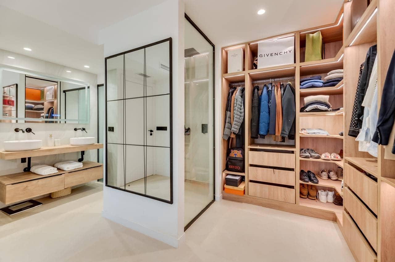 Apartamento de 4 habitaciones en Marbella en venta con piscina garaje - 895.000 € (Ref: 9413690)