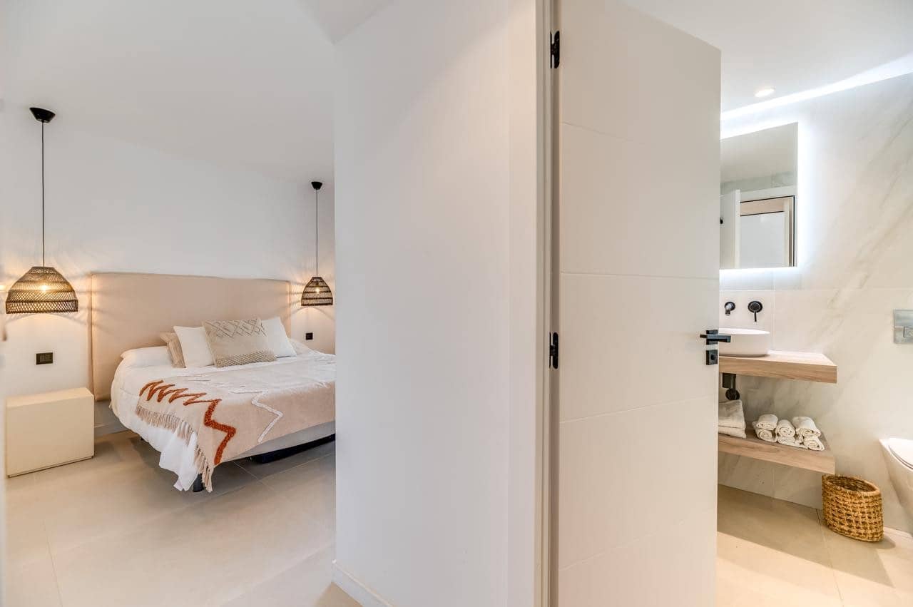 Apartamento de 4 habitaciones en Marbella en venta con piscina garaje - 895.000 € (Ref: 9413690)