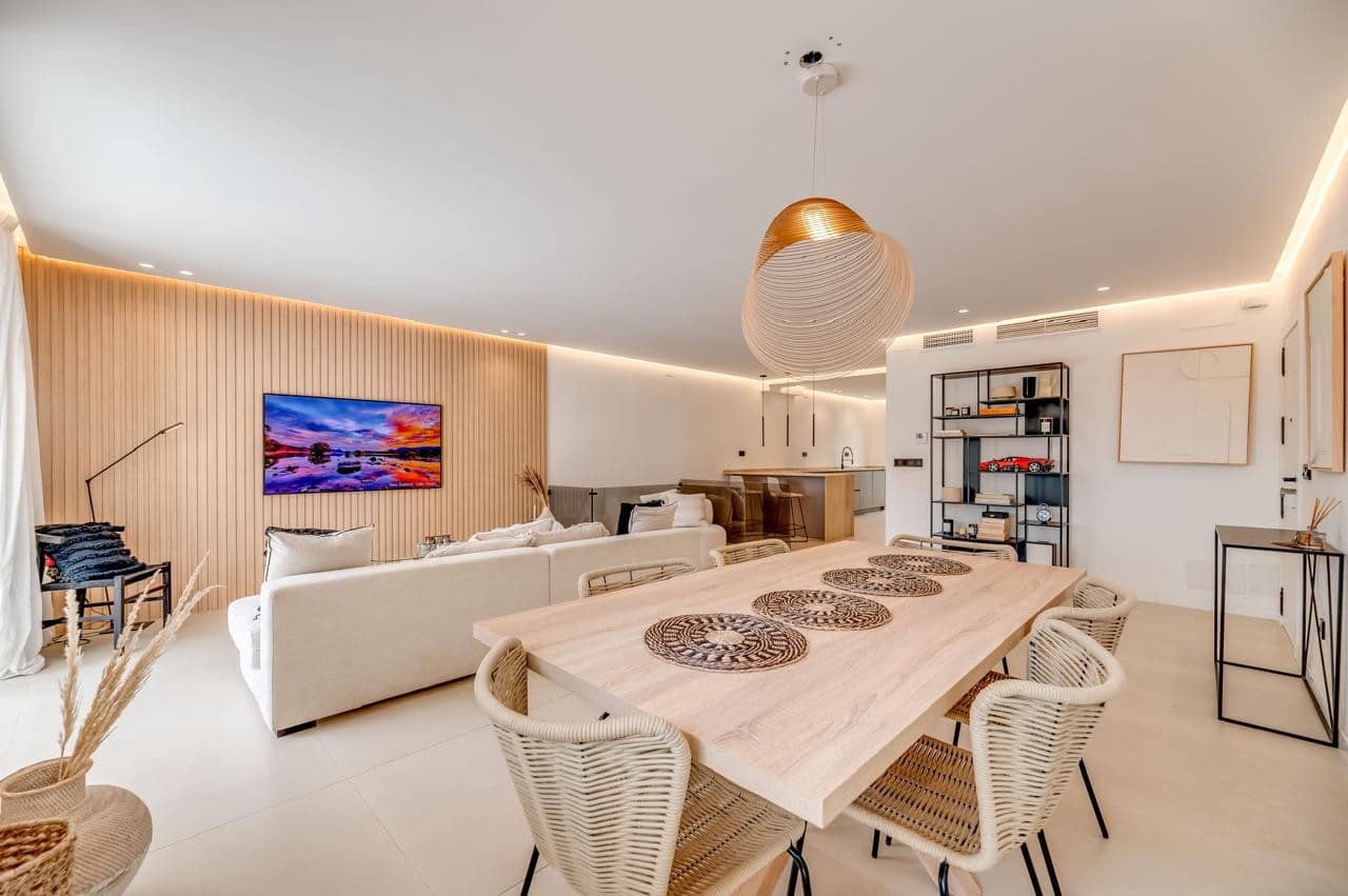 Apartamento de 4 habitaciones en Marbella en venta con piscina garaje - 895.000 € (Ref: 9413690)