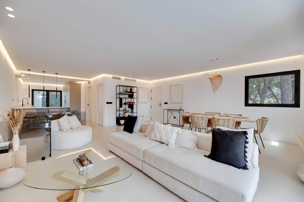 Apartamento de 4 habitaciones en Marbella en venta con piscina garaje - 895.000 € (Ref: 9413690)