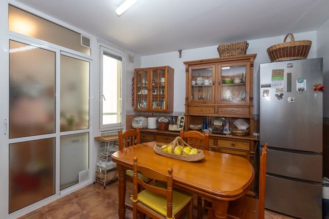 3 slaapkamer Flat te koop in Marbella - € 570.000 (Ref: 9413694)