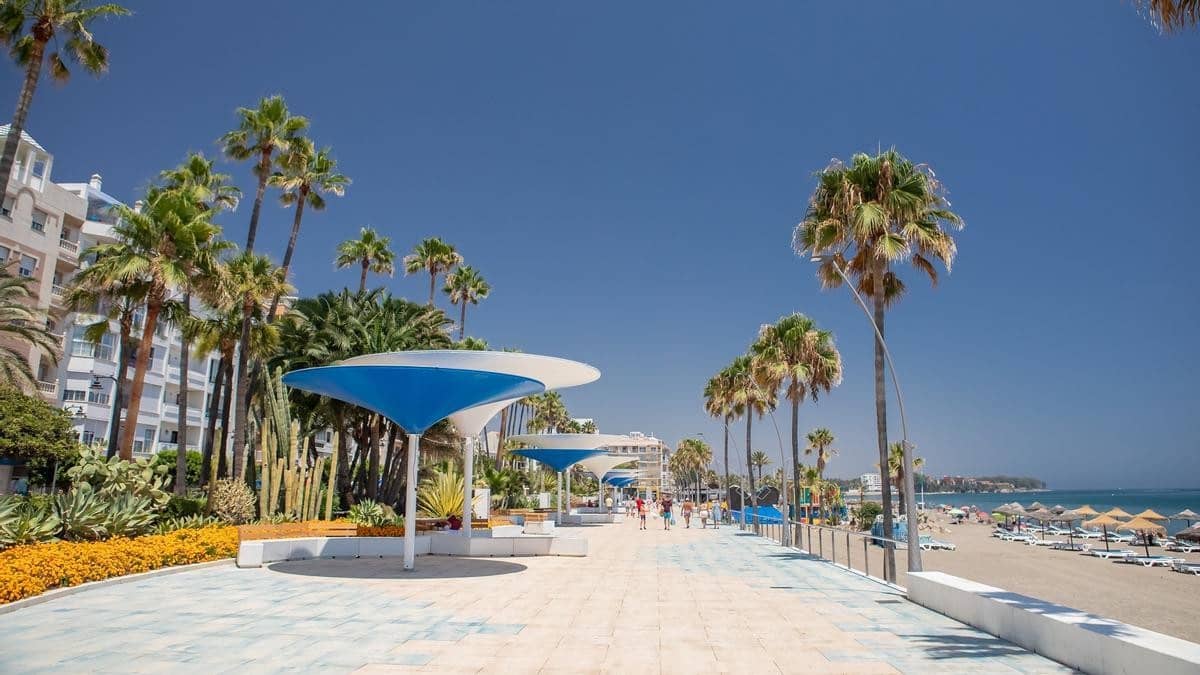 2 chambre Penthouse à vendre à Estepona avec piscine garage - 338 000 € (Ref: 9413696)