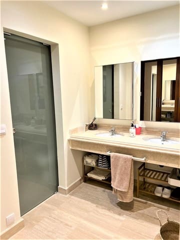 2 slaapkamer Penthouse te koop in Estepona met zwembad garage - € 338.000 (Ref: 9413696)