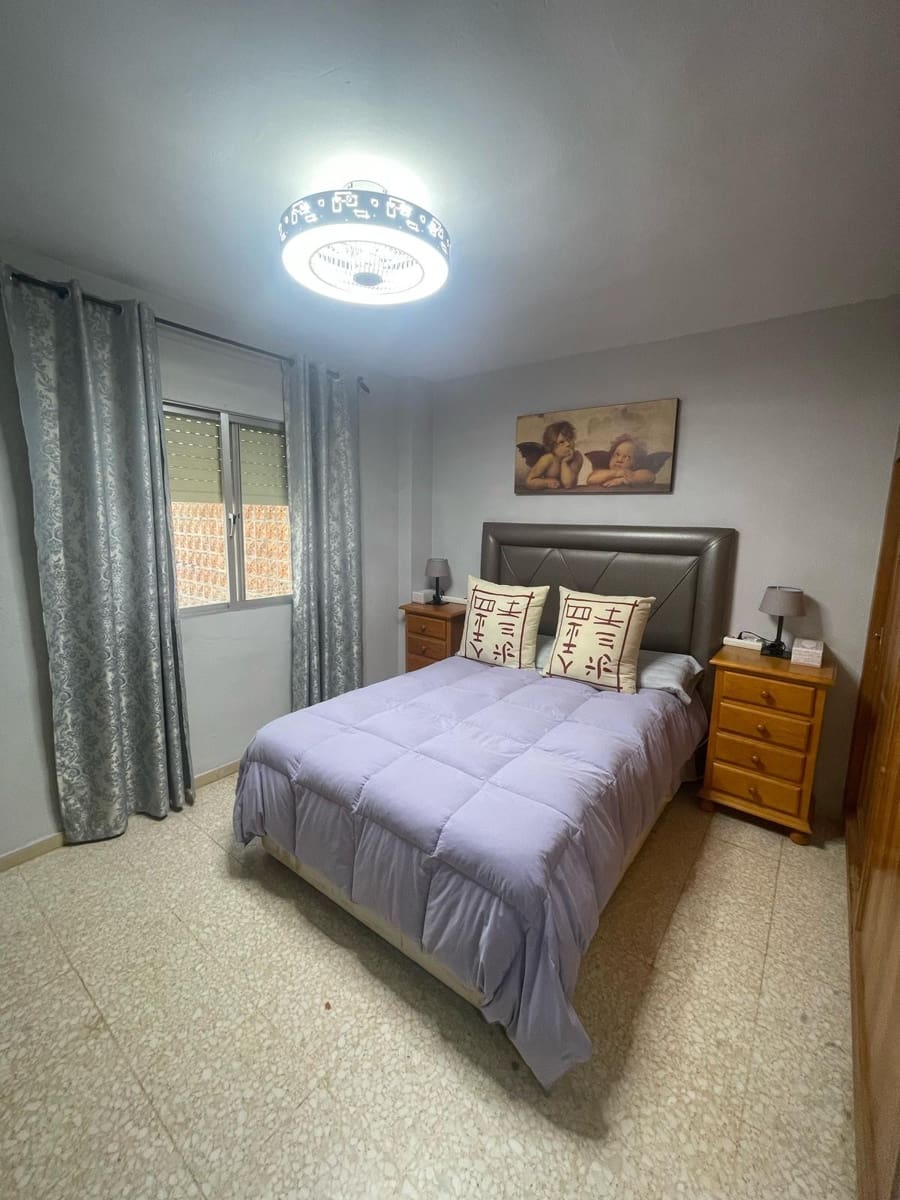 3 slaapkamer Flat te koop in Estepona - € 275.000 (Ref: 9413697)