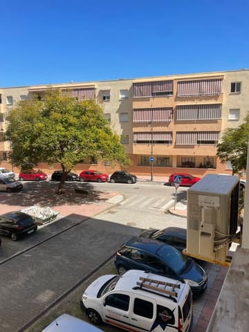 3 sovrum Lägenhet till salu i Puerto de Estepona, Estepona - 275 000 € (Ref: 9413697)