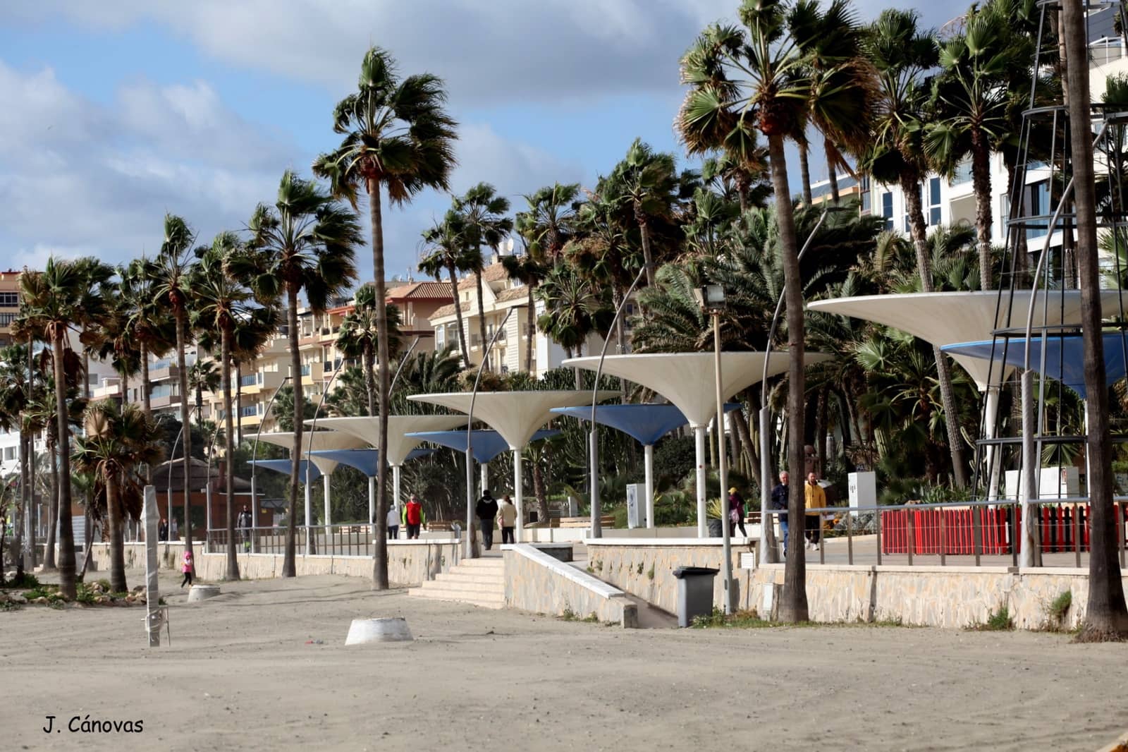 3 slaapkamer Flat te koop in Estepona - € 275.000 (Ref: 9413697)