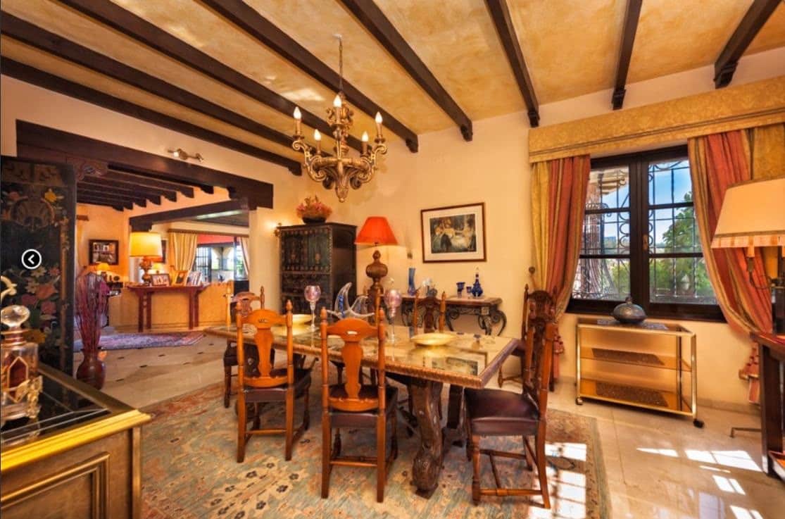 9 Zimmer Villa zu verkaufen in New Golden Mile mit Pool Garage - 5.250.000 € (Ref: 9413699)