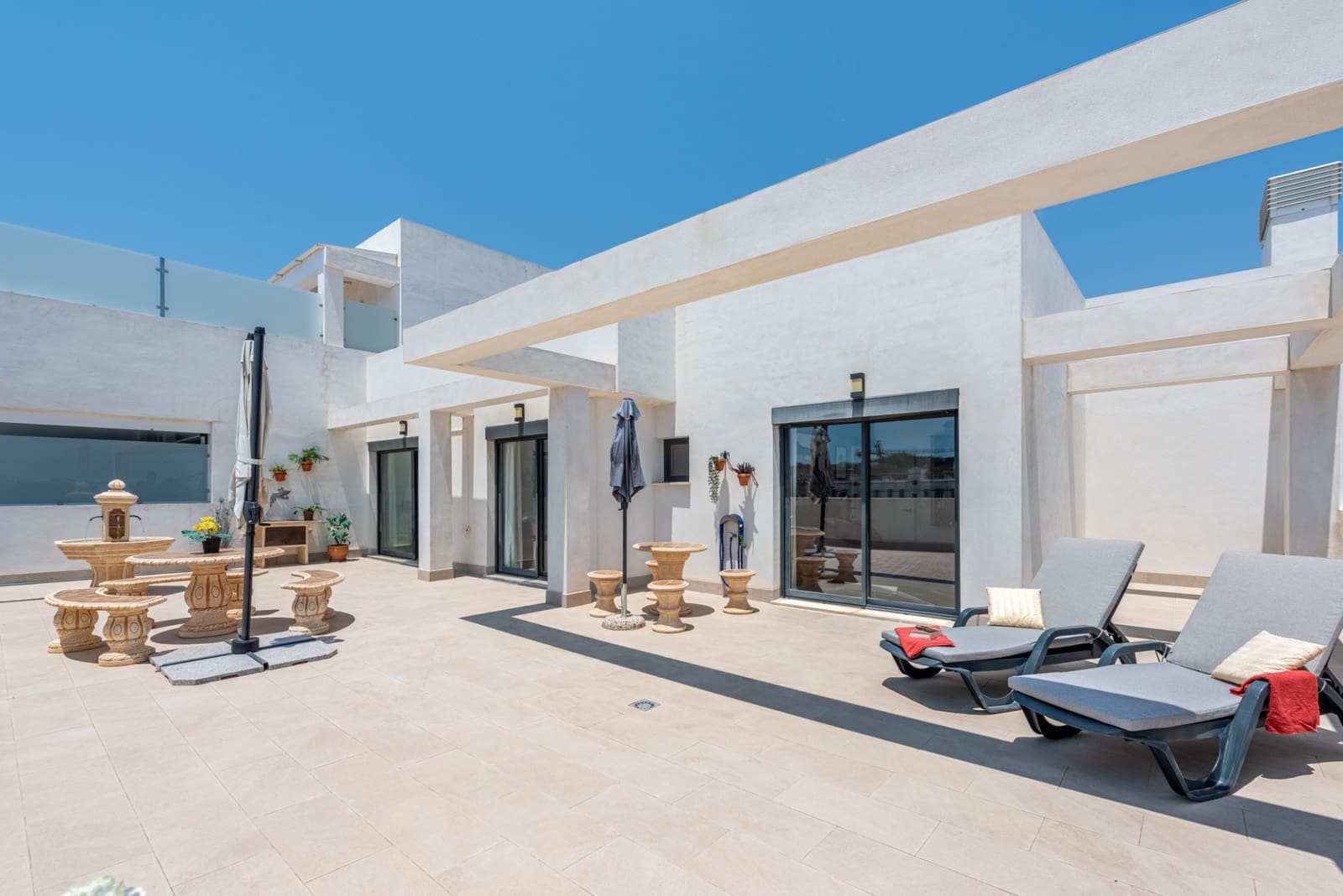 3 bedroom Penthouse for sale in Mijas Costa with pool garage - € 695,000 (Ref: 9419160)