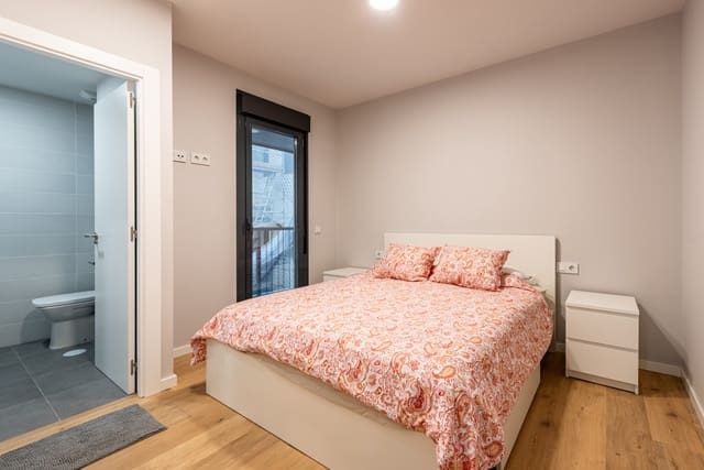 Apartamento de 3 habitaciones en Mijas Costa, Mijas en venta con piscina garaje - 375.000 € (Ref: 9419161)