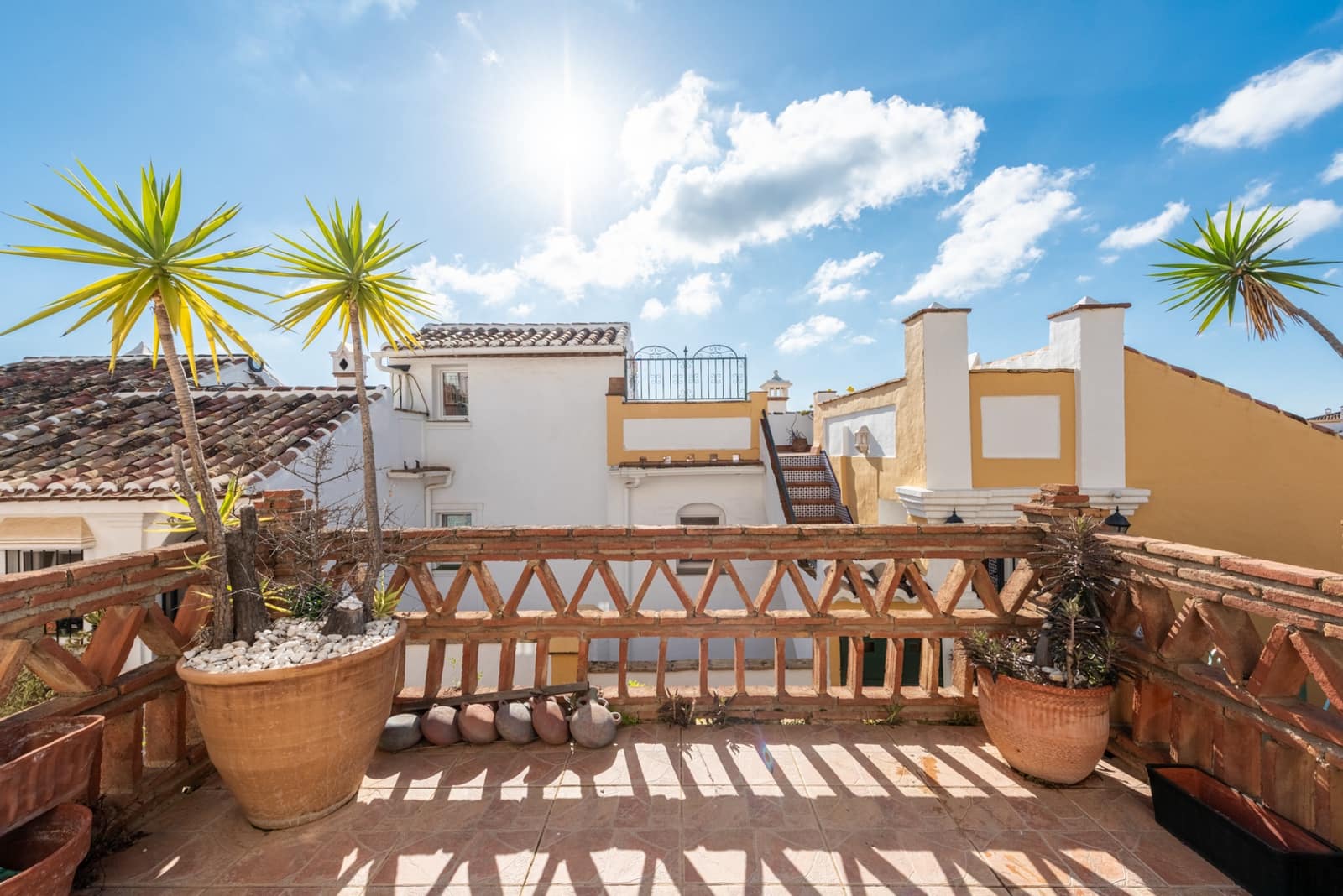 3 bedroom Townhouse for sale in Mijas Costa with pool - € 499,000 (Ref: 9419162)