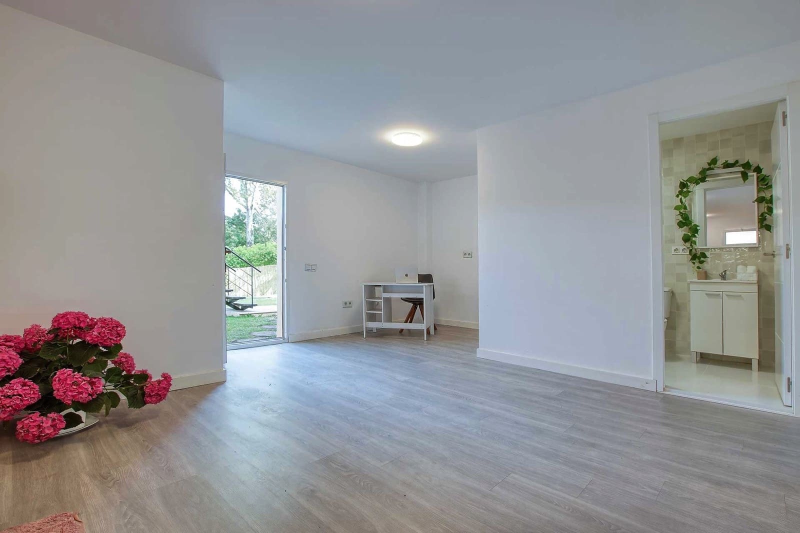 4 makuuhuone Huvila myytävänä paikassa Benahavis mukana uima-altaan 
autotalli - 679 000 € (Ref: 9419164)