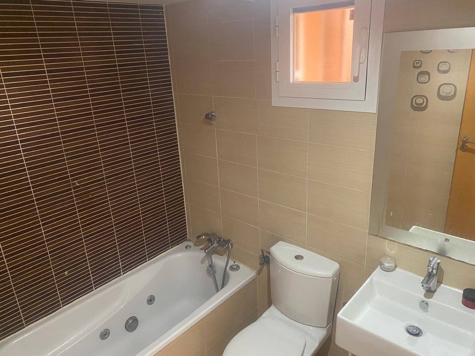 Apartamento de 1 habitación en Casares en venta con piscina garaje - 265.000 € (Ref: 9419165)