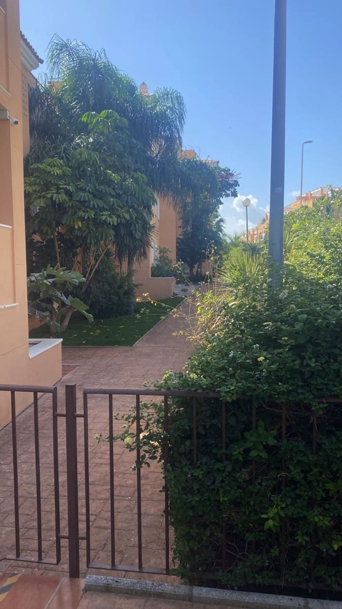 Apartamento de 1 habitación en Casares en venta con piscina garaje - 265.000 € (Ref: 9419165)