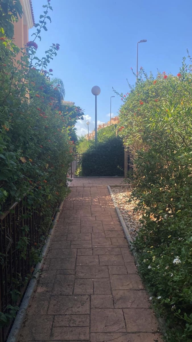 Apartamento de 1 habitación en Casares en venta con piscina garaje - 265.000 € (Ref: 9419165)