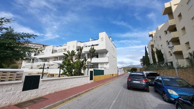 2 slaapkamer Appartement te koop in Riviera del Sol, Mijas met zwembad - € 220.000 (Ref: 9439527)
