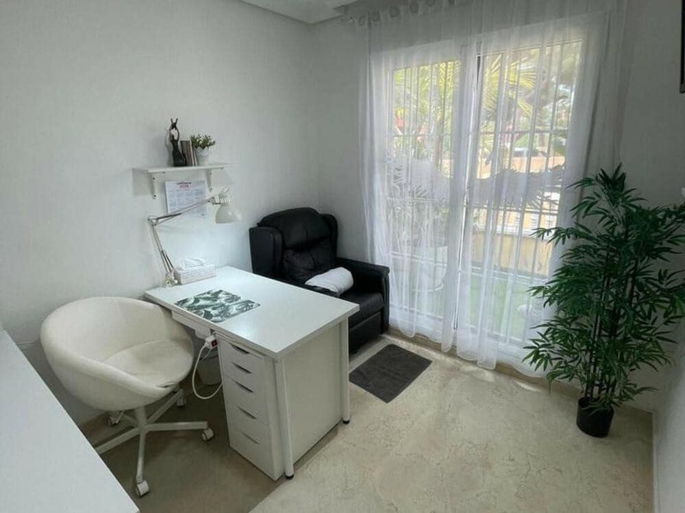 4 sypialnia Dom na sprzedaż w Sitio de Calahonda z basenem garażem - 660 000 € (Ref: 9439529)