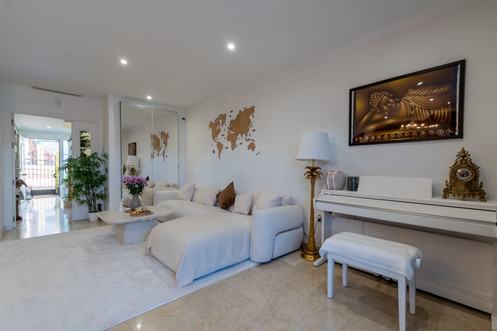 4 sypialnia Dom na sprzedaż w Sitio de Calahonda z basenem garażem - 660 000 € (Ref: 9439529)