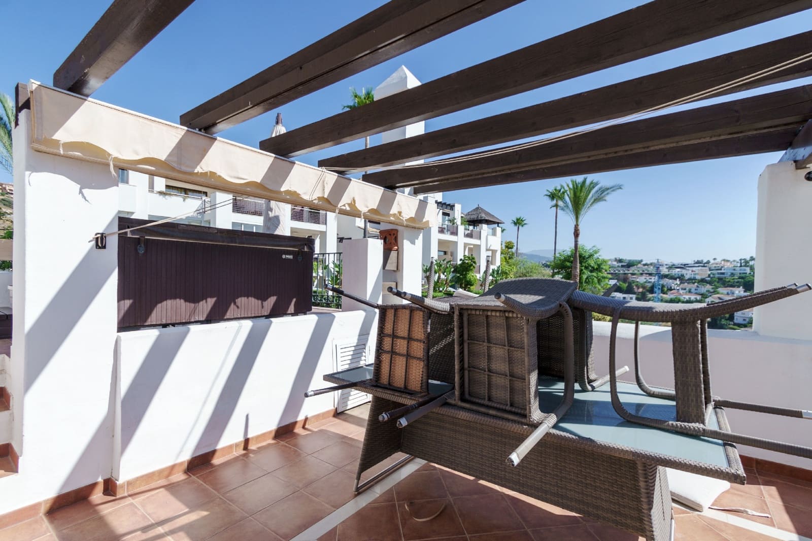 3 chambre Maison de Ville à vendre à Benahavis avec piscine garage - 825 000 € (Ref: 9439532)
